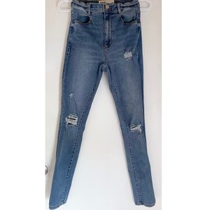 ✨SALE✨ Garage Skinny Jean